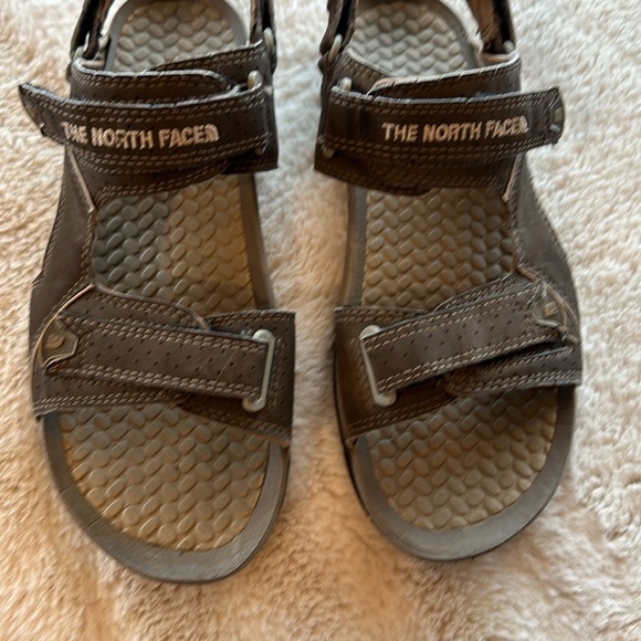 North face sandals - Picture 2 of 9
